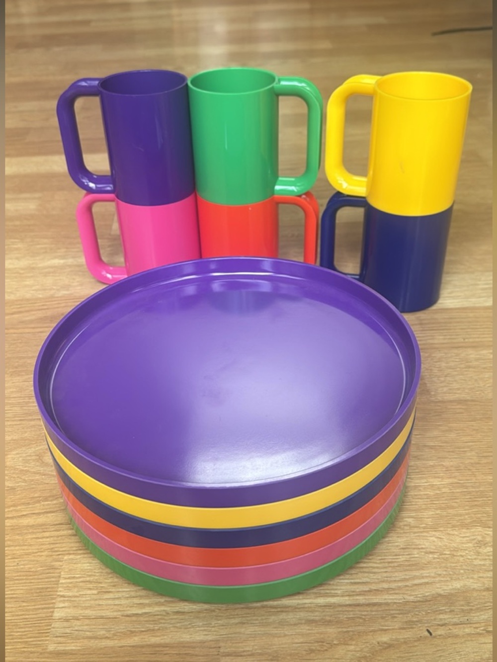 Vintage MCM MAX HELLERWARE 12 piece Rainbow Mugs and Plates